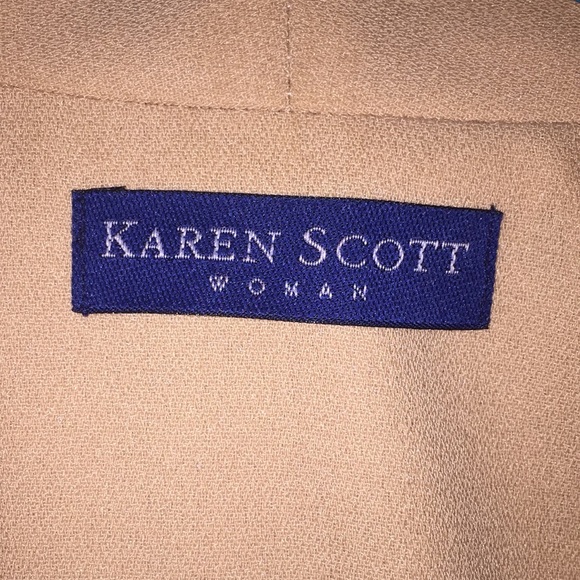 Beautiful blazer( Final Sale ) - Picture 2 of 4